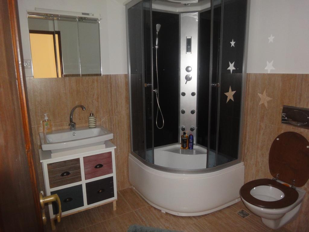 Luxury Central Apartment In Sibiu Exterior photo