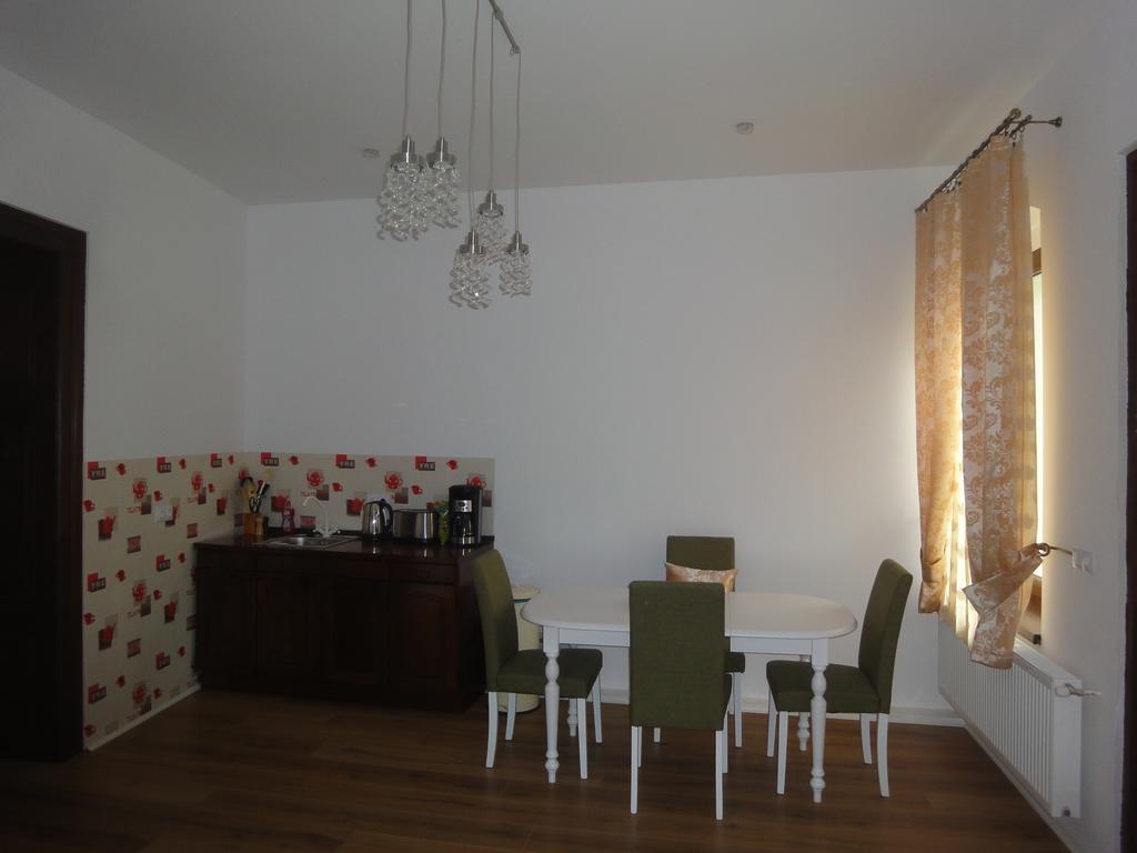 Luxury Central Apartment In Sibiu Exterior photo